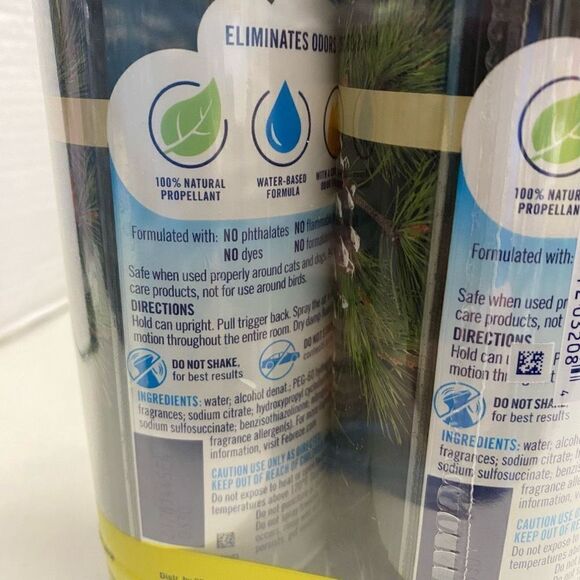 FEBREZE Limited Edition Winter Spruce Air Freshener 2 Bottles 8.8 Oz.each - Picture 3 of 5